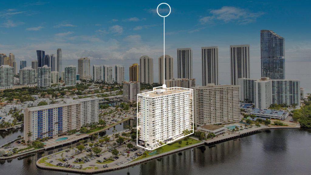 500 Bayview Drive, Unit 1521, Sunny Isles Beach, FL 33160 Photo