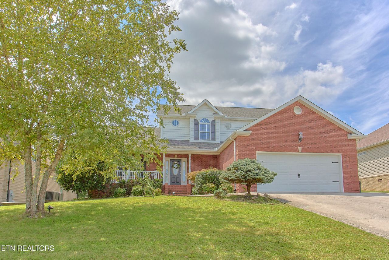 6005 Stratford Park Blvd, Knoxville, TN 37912 Main Photo