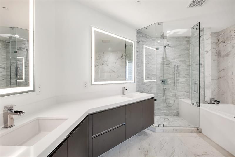 851 NE 1st Avenue, Unit 2005, Miami, FL 33132 Photo