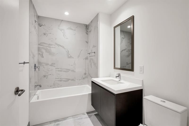 851 NE 1st Avenue, Unit 2005, Miami, FL 33132 Photo