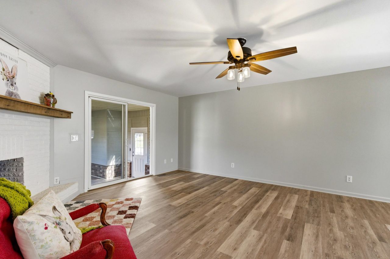 2851 Highway 984 Photo 17