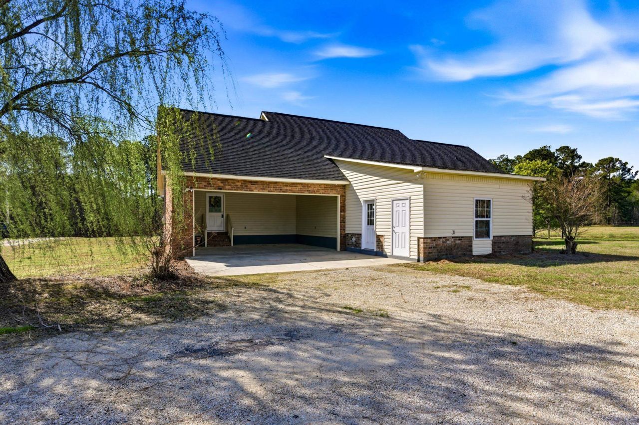 2851 Highway 984 Photo 4