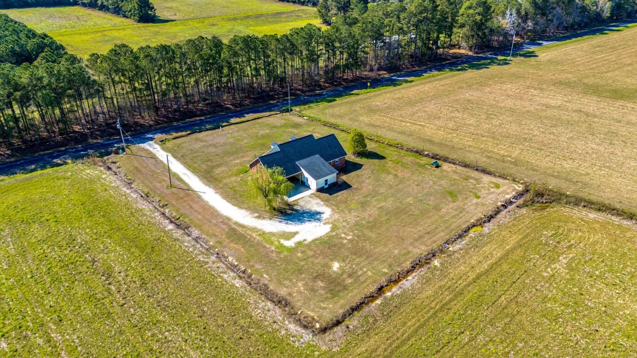 2851 Highway 984 Photo 9