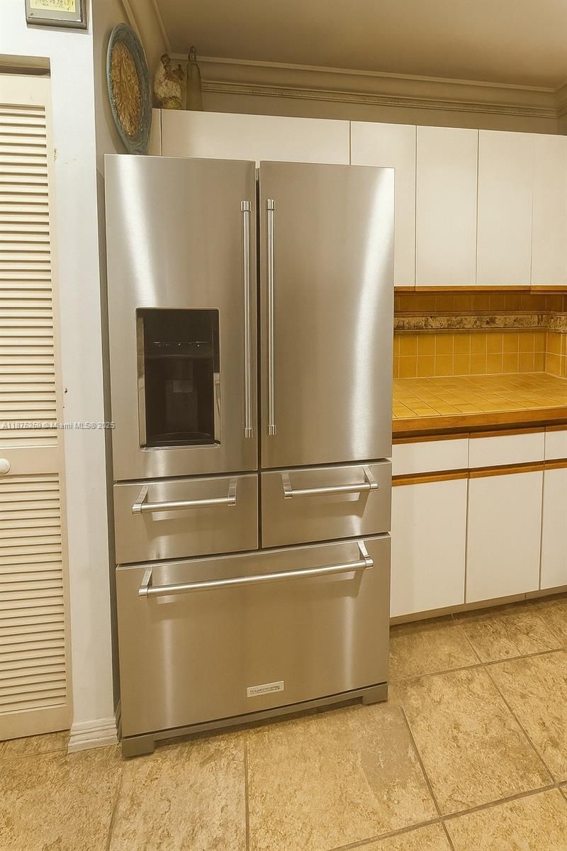 401 Warren Ln, Key Biscayne, FL 33149 Photo