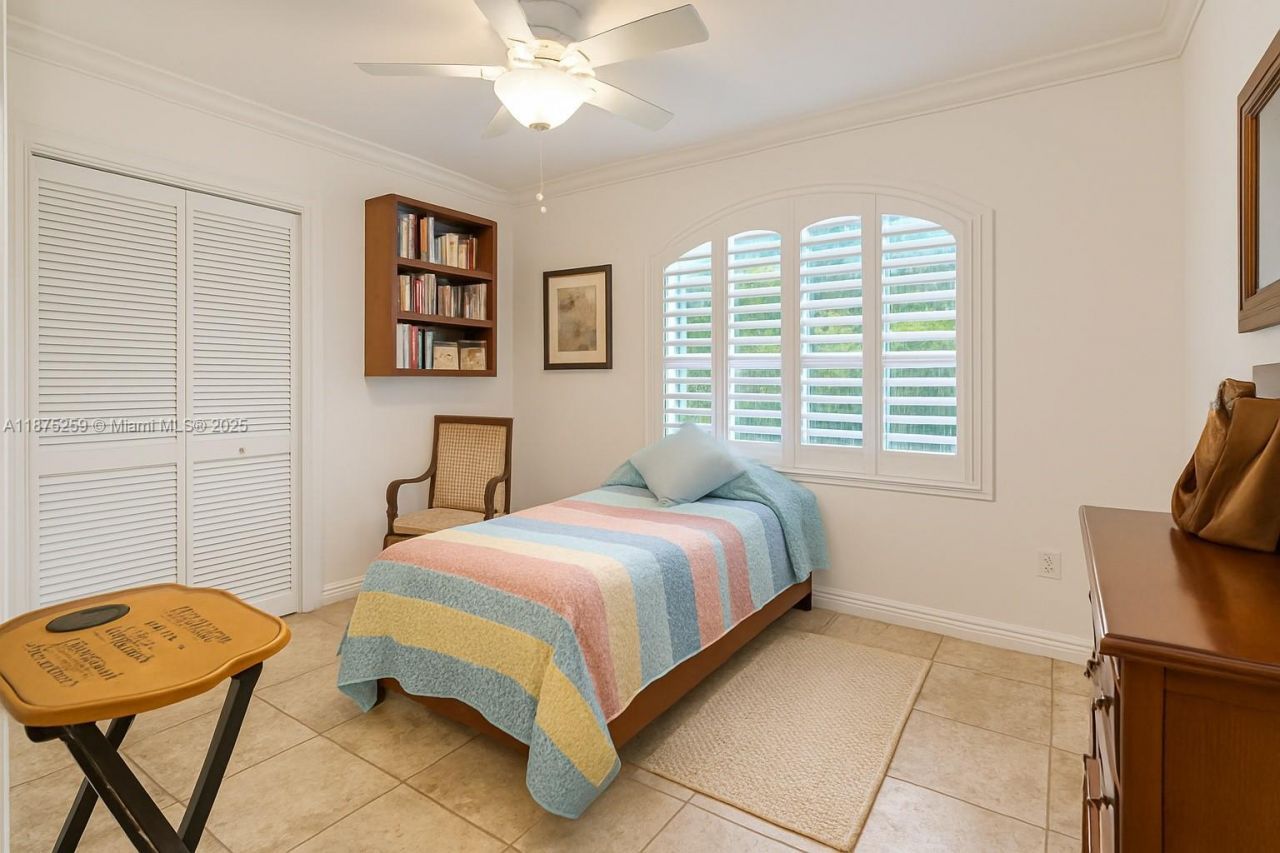 401 Warren Ln, Key Biscayne, FL 33149 Photo