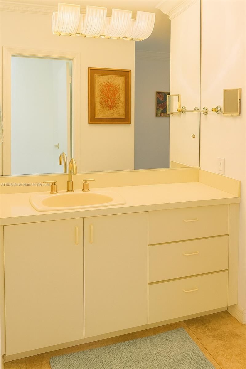 401 Warren Ln, Key Biscayne, FL 33149 Photo