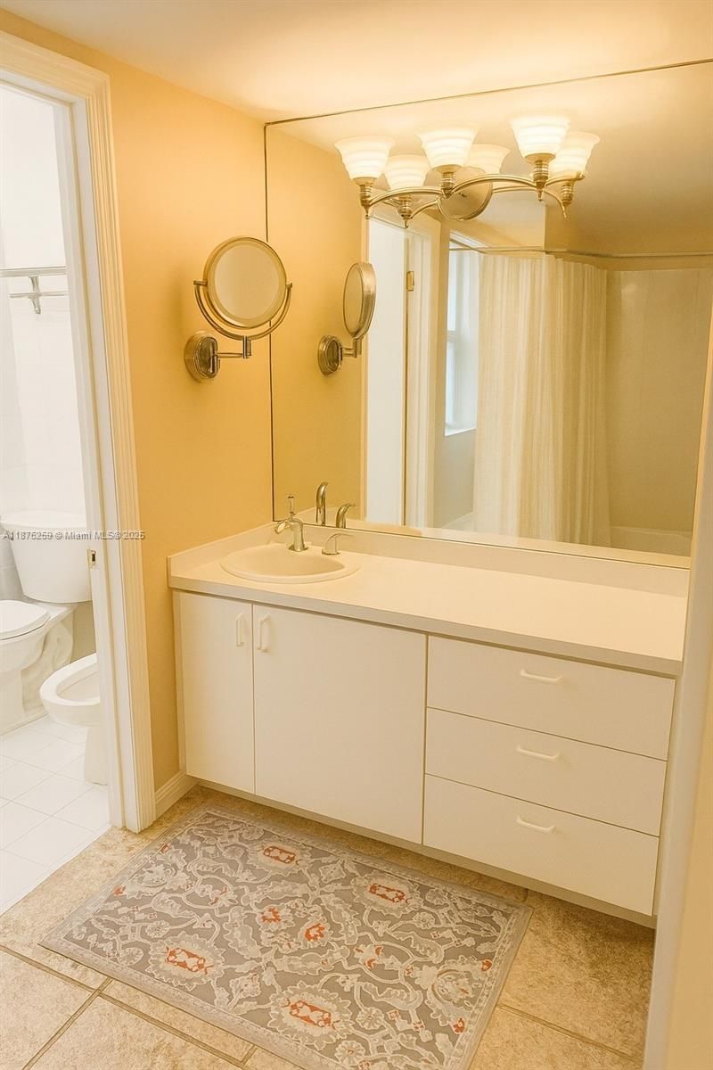 401 Warren Ln, Key Biscayne, FL 33149 Photo