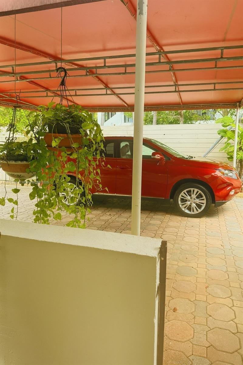 401 Warren Ln, Key Biscayne, FL 33149 Photo