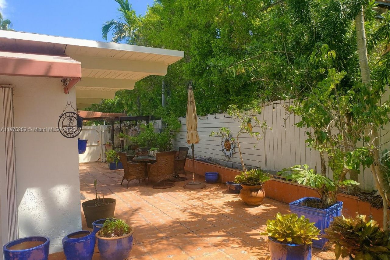 401 Warren Ln, Key Biscayne, FL 33149 Photo