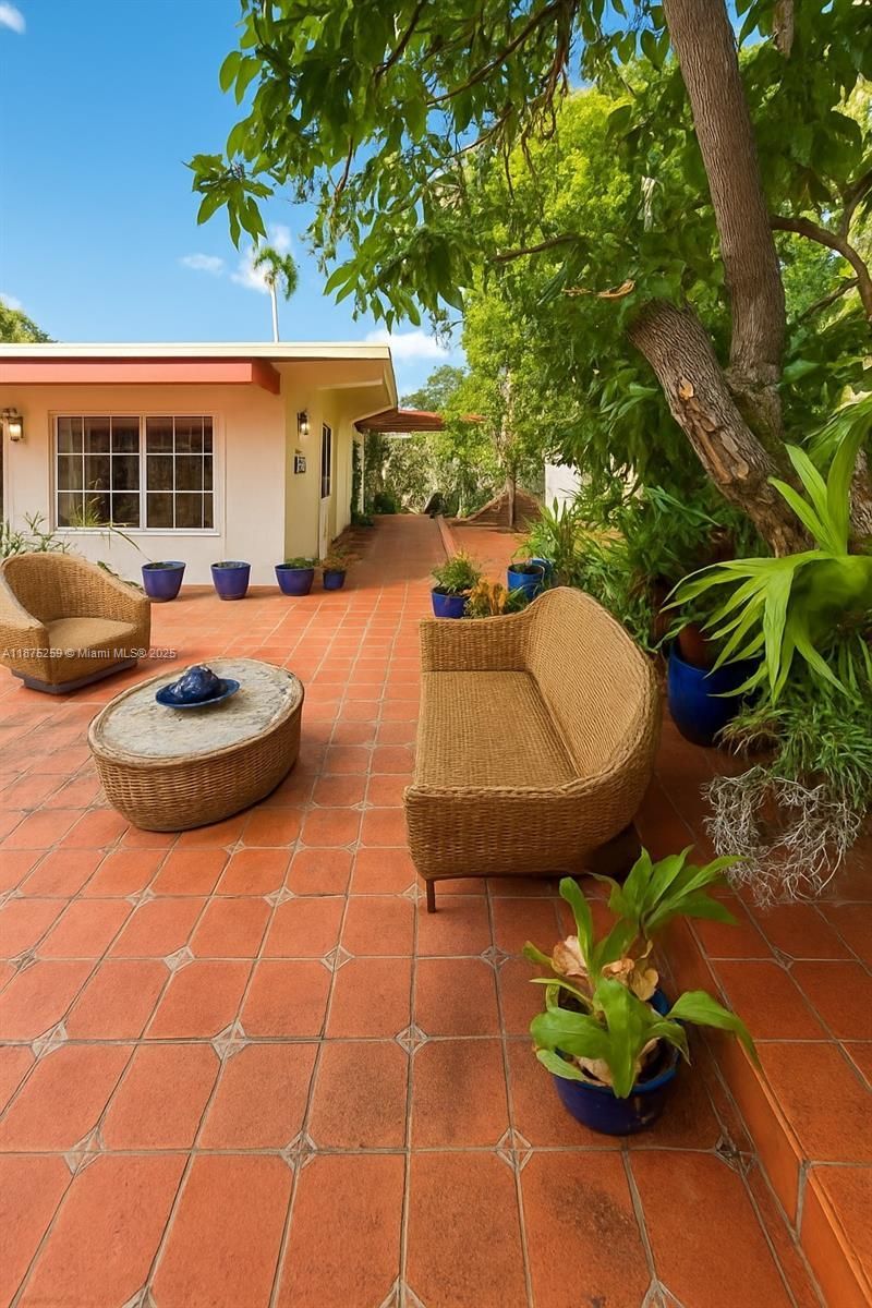 401 Warren Ln, Key Biscayne, FL 33149 Photo