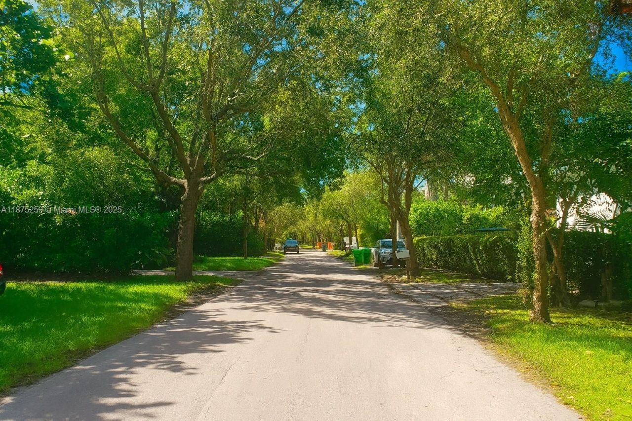 401 Warren Ln, Key Biscayne, FL 33149 Photo