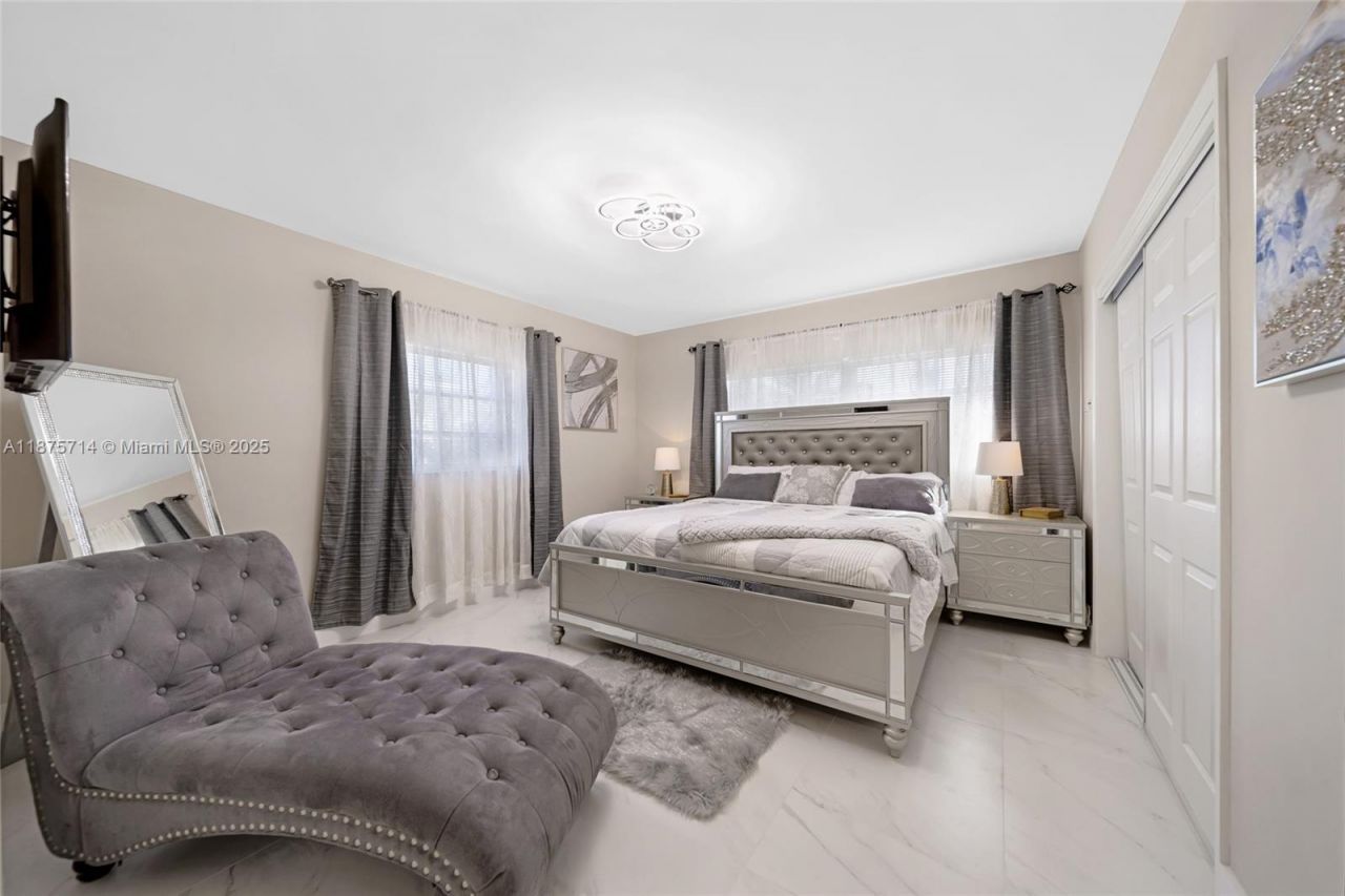 241 Oceanic Ave, Lauderdale by the Sea, FL 33308 Photo