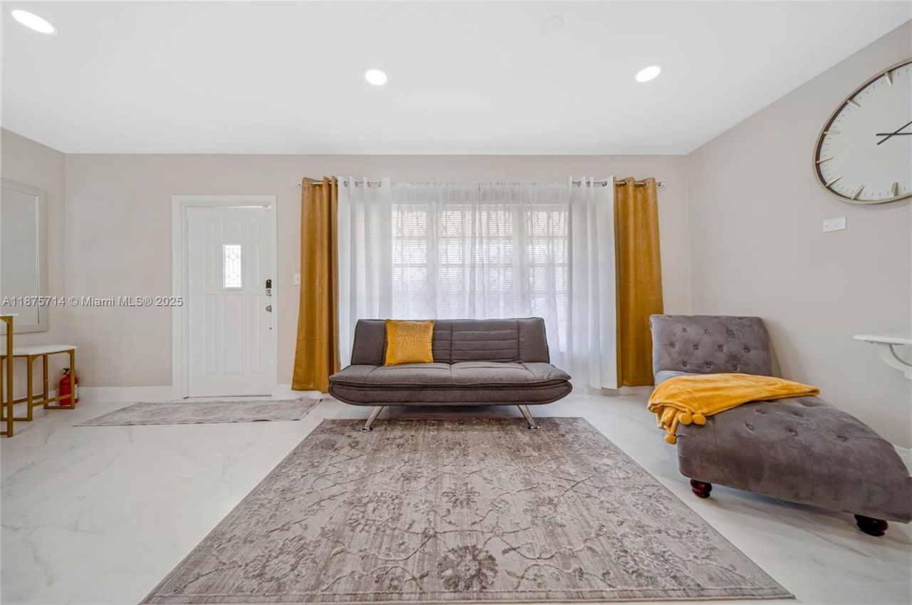 241 Oceanic Ave, Lauderdale by the Sea, FL 33308 Photo