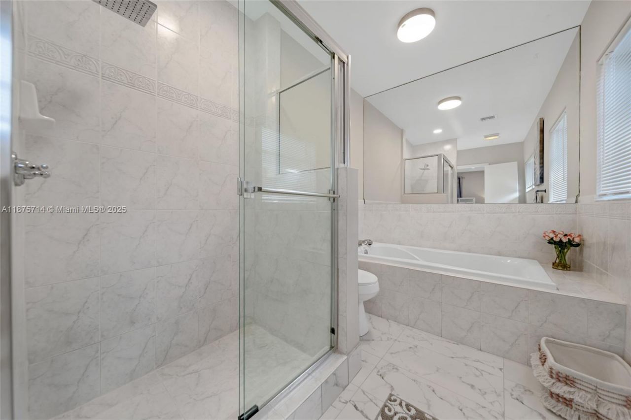 241 Oceanic Ave, Lauderdale by the Sea, FL 33308 Photo