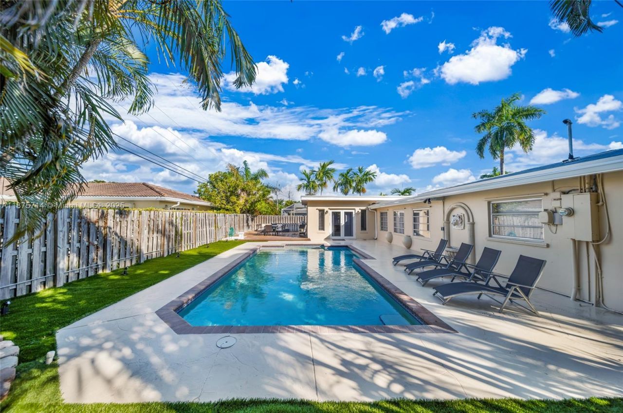 241 Oceanic Ave, Lauderdale by the Sea, FL 33308 Photo