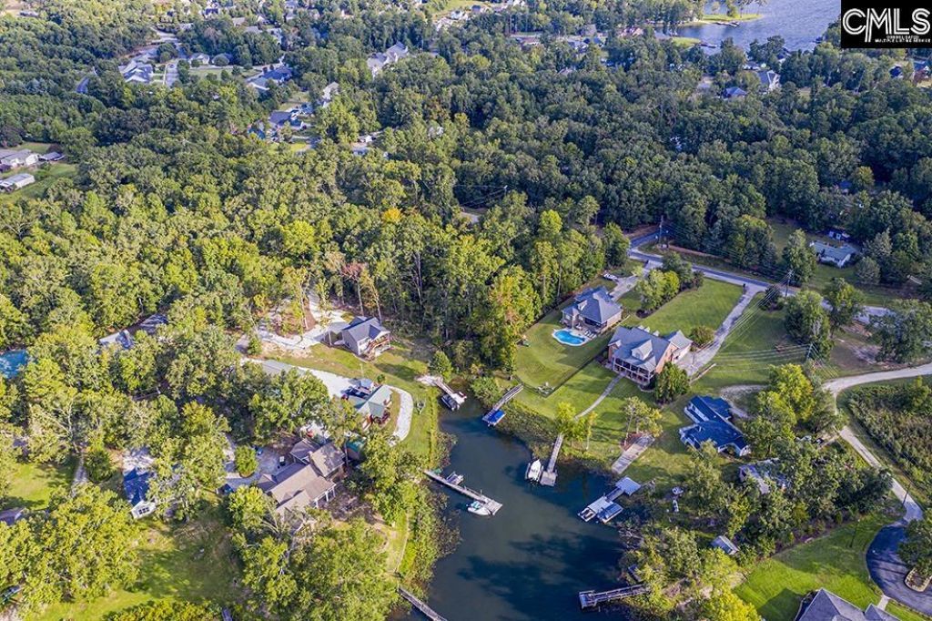 Green Meadow Drive Photo 20