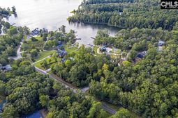 Green Meadow Drive photo 4