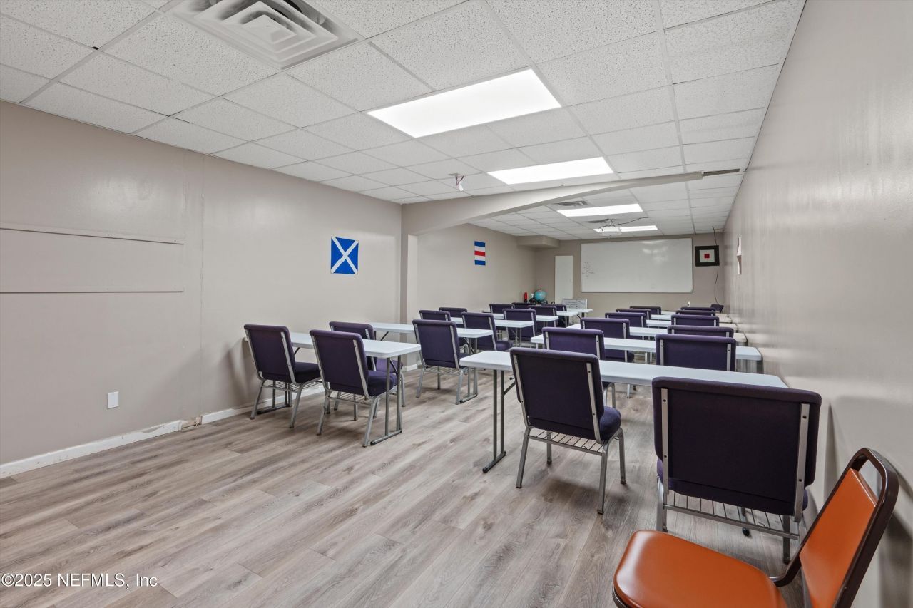 3787 Old Middleburg Road N, Jacksonville, FL 32210 Photo