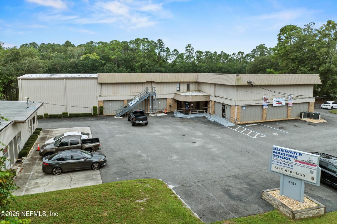 3787 Old Middleburg Road N, Jacksonville, FL 32210 Photo