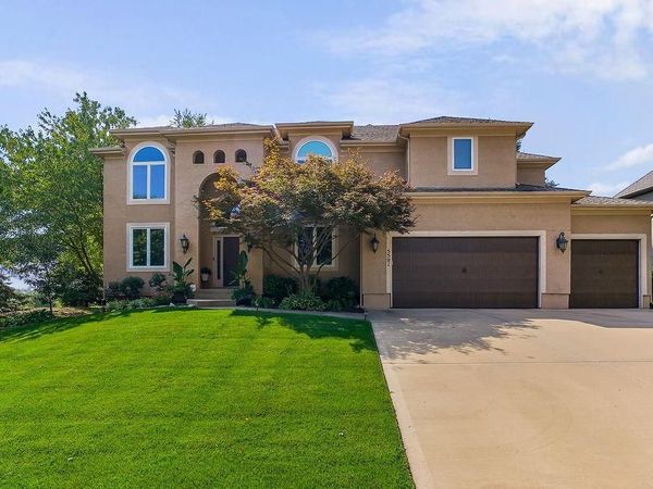 5501 W 146th Street, Overland Park, KS 66223
