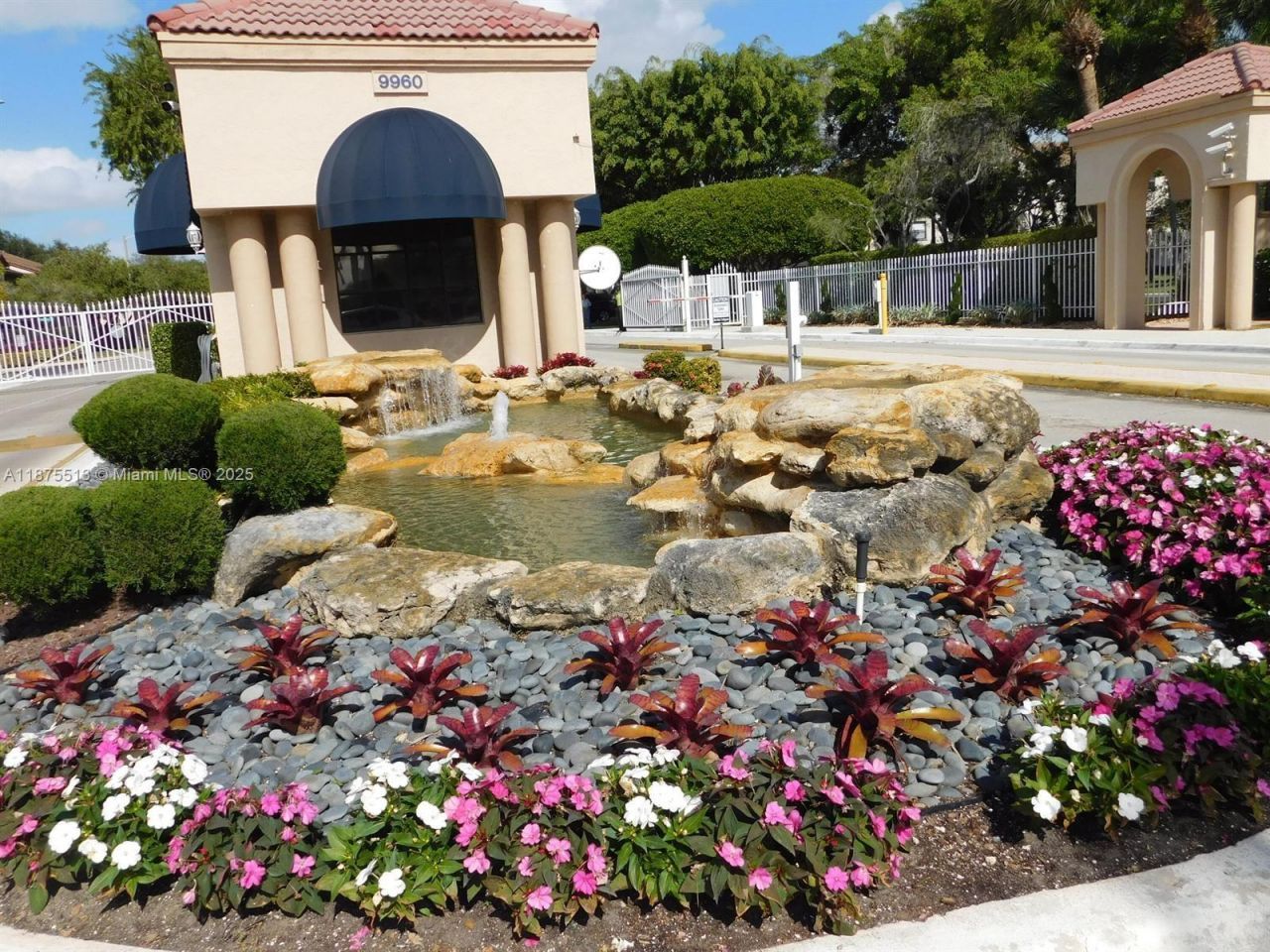 5147 Europa Dr, Unit N, Boynton Beach, FL 33437 Photo