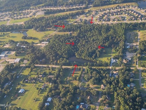 9092 Woolmarket Road, Biloxi, MS 39532
