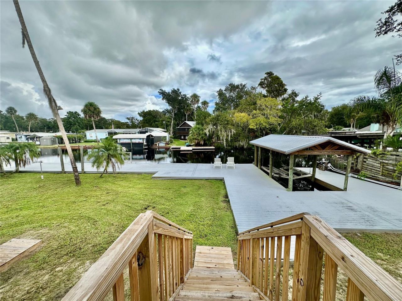 55744 Holiday Circle, Astor, FL 32102 Photo
