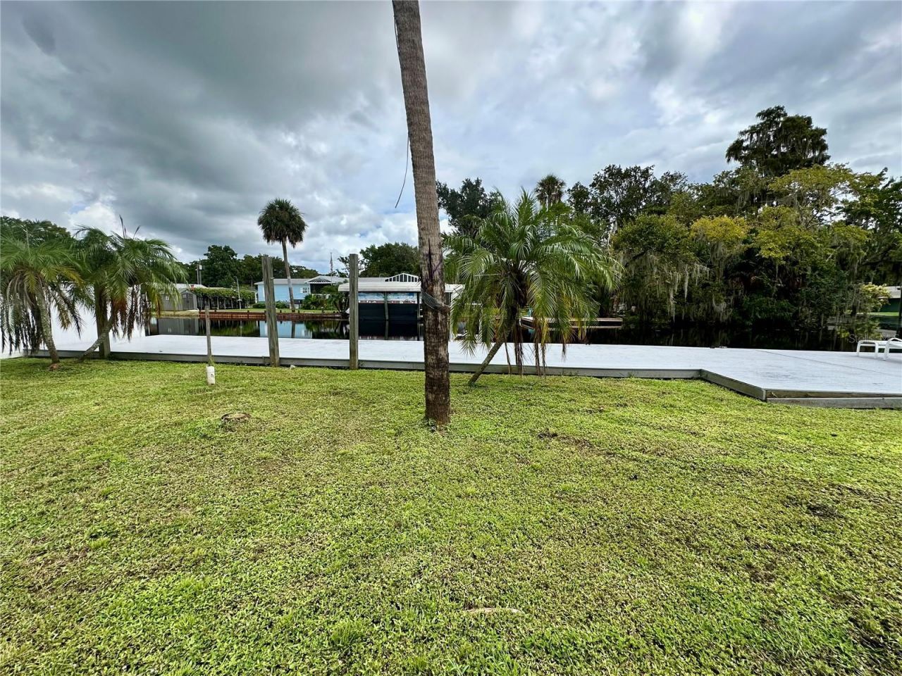 55744 Holiday Circle, Astor, FL 32102 Photo