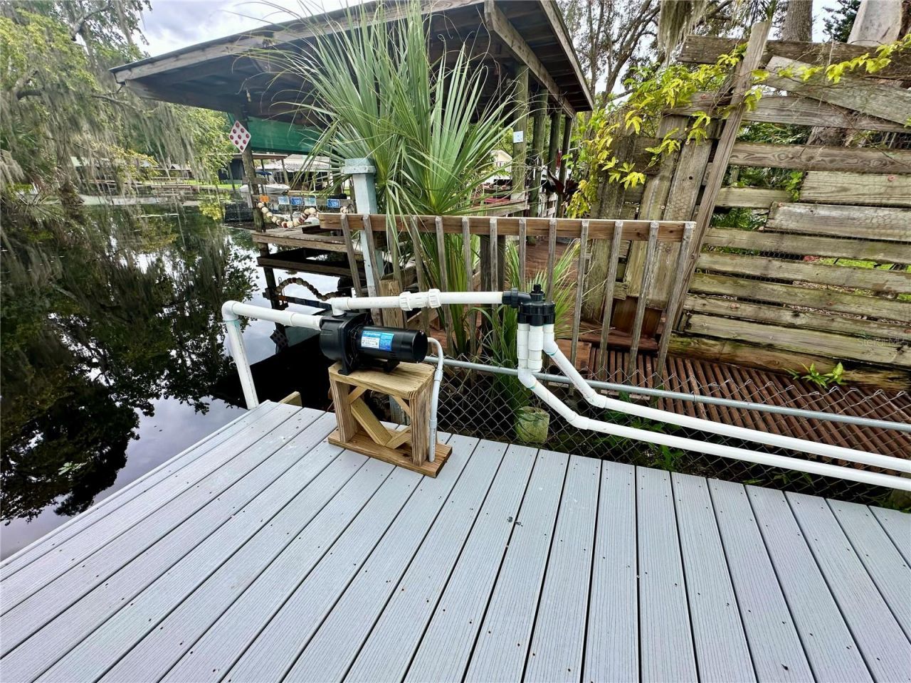 55744 Holiday Circle, Astor, FL 32102 Photo