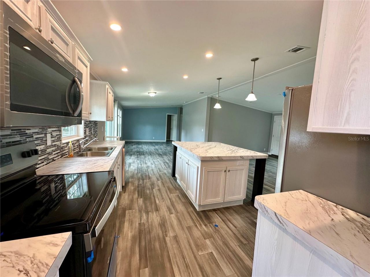 55744 Holiday Circle, Astor, FL 32102 Photo