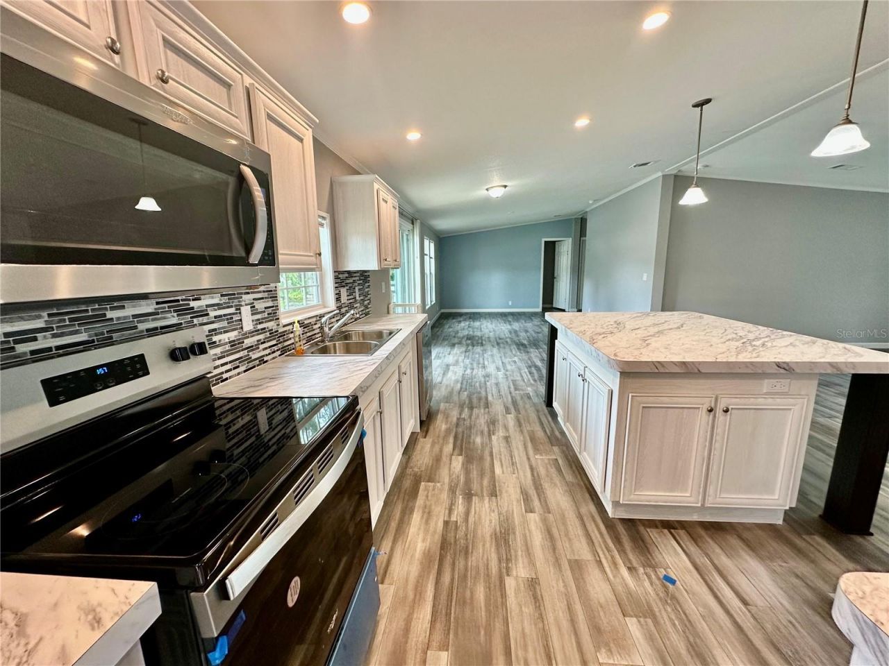 55744 Holiday Circle, Astor, FL 32102 Photo