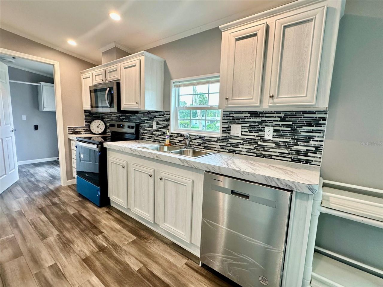 55744 Holiday Circle, Astor, FL 32102 Photo