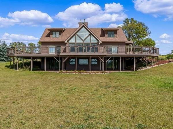 14949 SAUNDERS Road, PECATONICA, IL 61063