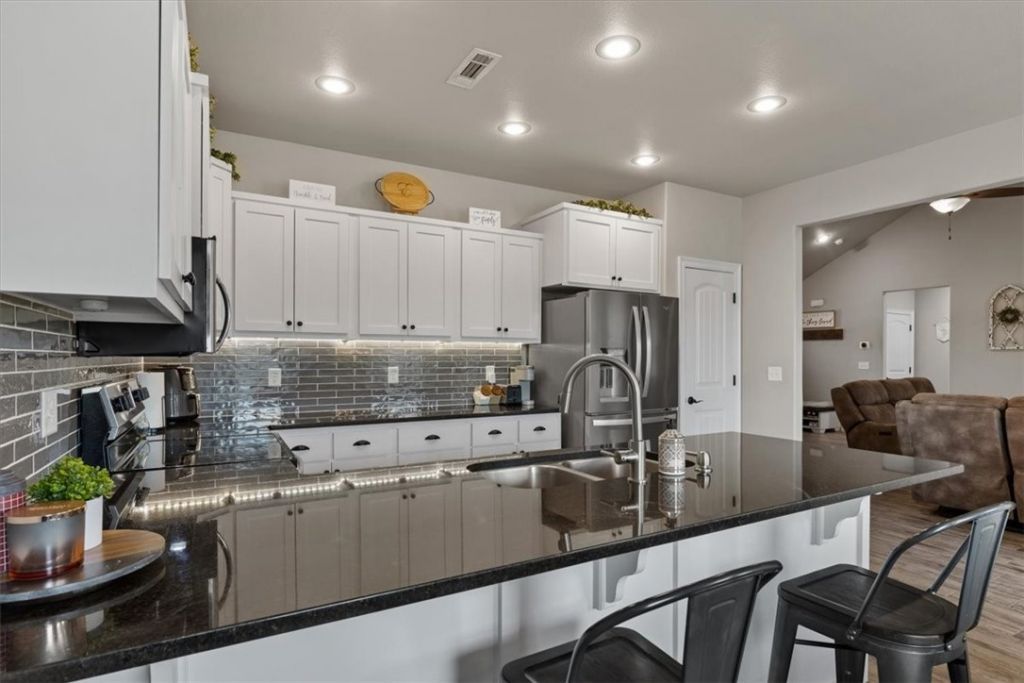 815 Custer Street, Prairie Grove, AR 72753 Main Photo