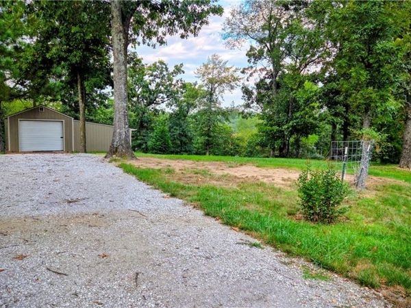 Lot 6 Block 3 Cheviot Trace, Bella Vista, AR 72715