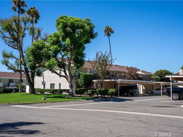 1192 Mitchell Avenue, Unit 3, Tustin, CA 92780