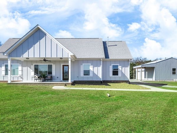 1317 Halls Mill Rd, Unionville, TN 37180