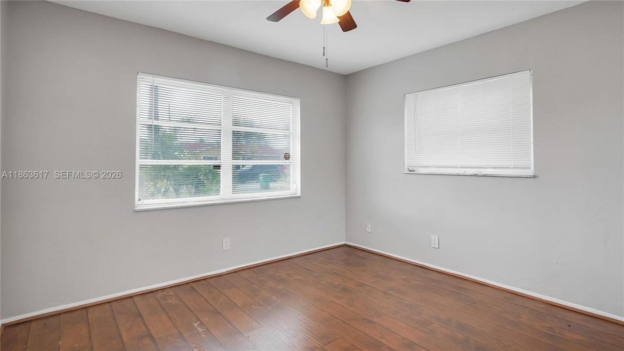 9404 NW 70th Pl, Tamarac, FL 33321 Photo