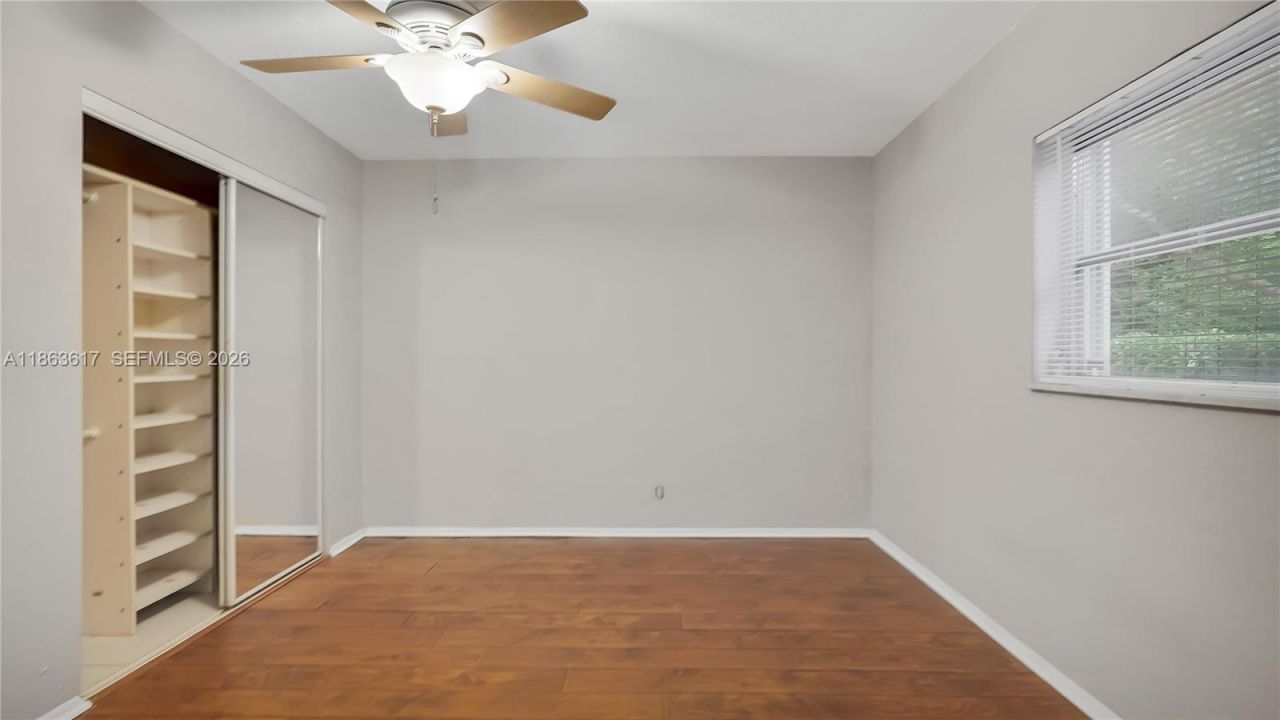 9404 NW 70th Pl, Tamarac, FL 33321 Photo