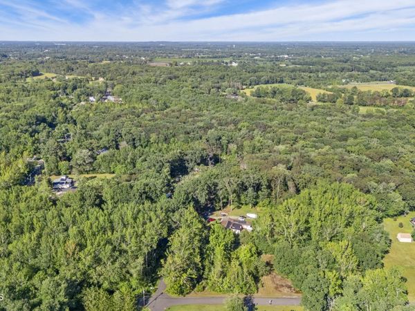 8 W Raymond Avenue, Medford, NJ 08055