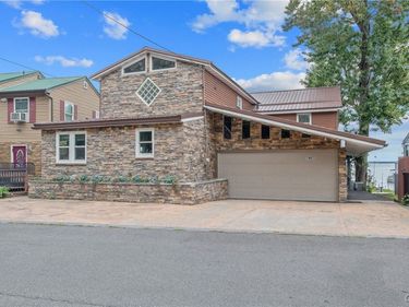 7467 W Murray Drive, Cicero, NY 13039