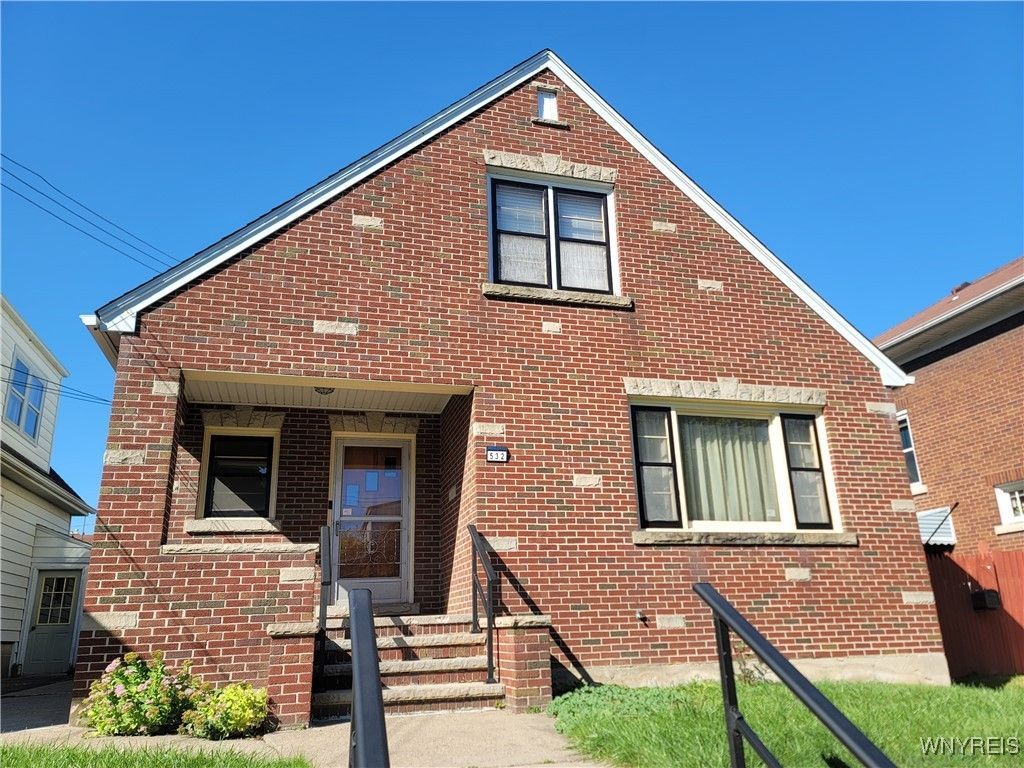 532 16th Street, Unit 2 Upper, Niagara Falls, NY 14301 Main Photo