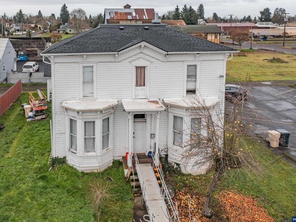 760 S 2nd St, Lebanon, OR 97355