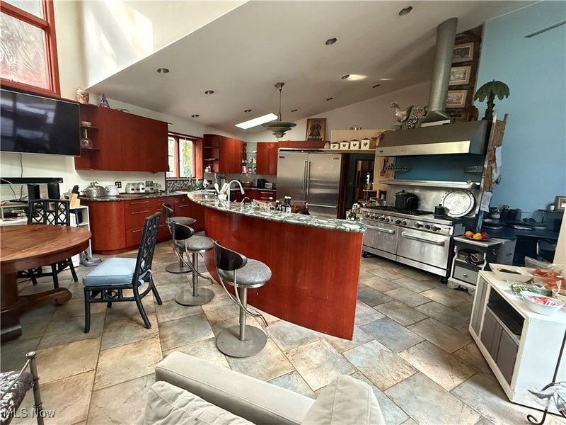 2826 Yellow Creek, Akron, OH 44333 Photo 13