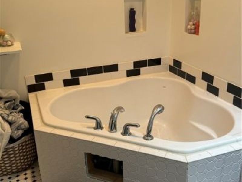 2826 Yellow Creek, Akron, OH 44333 Photo 21