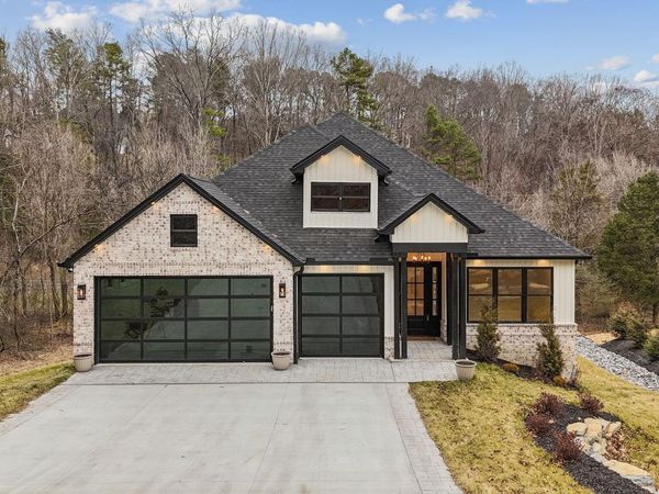 279 Ootsima Way, Loudon, TN 37774