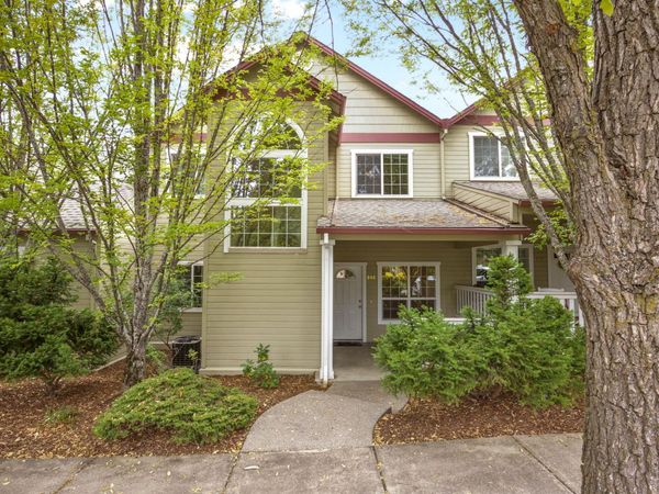 906 Mary Jane Avenue, Ashland, OR 97520