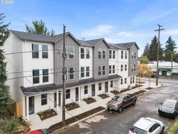475 NE 72nd AVE, Unit 7, Portland, OR 97213