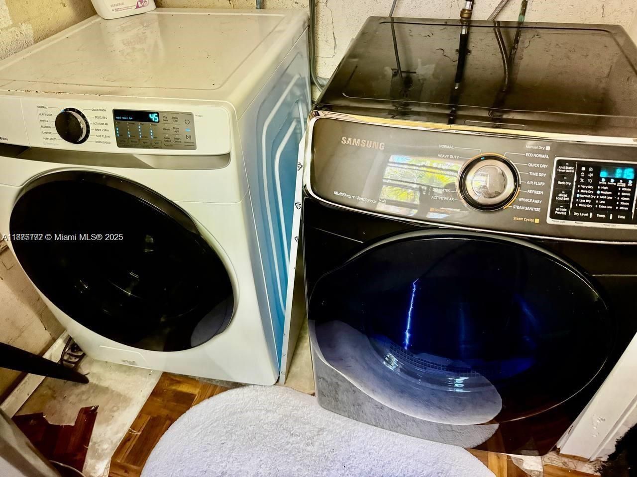 1001 Three Islands Blvd, Unit 31, Hallandale Beach, FL 33009 Photo