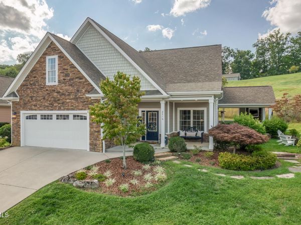 2416 Edinburgh Channel Road, Kingsport, TN 37664